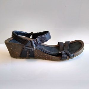 TEVA Womens Ysidro 4253 Wedge Ankle Strap Sandals